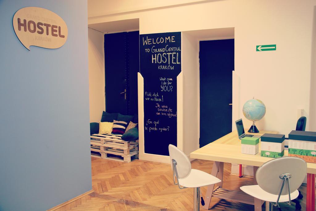Grand Central Hostel Krakow Ngoại thất bức ảnh