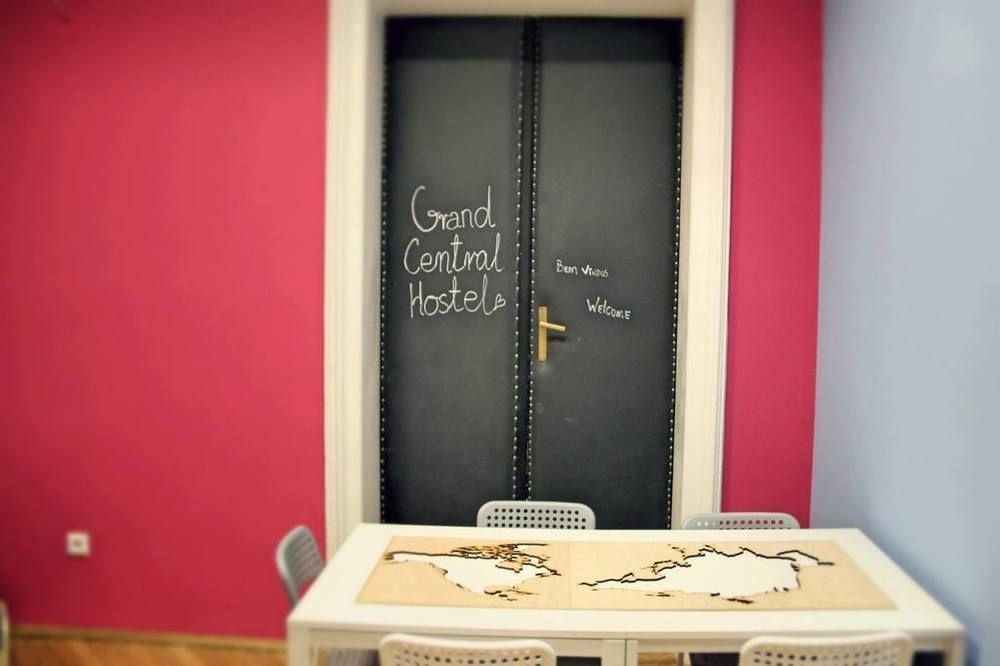 Grand Central Hostel Krakow Ngoại thất bức ảnh